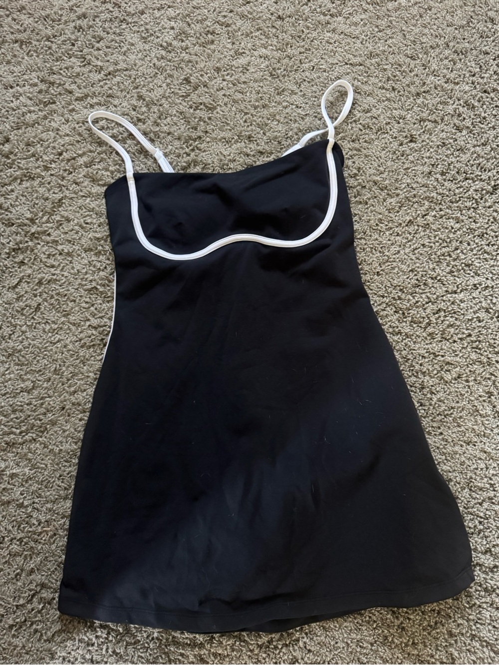 ALO Yoga Black Camisole with White Piping